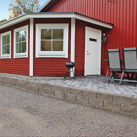 2 Bedroom Cozy Apartment In Habo Mullsjö Kültér fotó